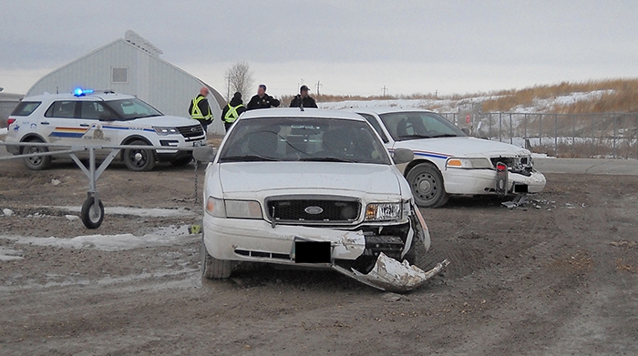 RCMP Headingley arrest man for ramming bylaw vehicles